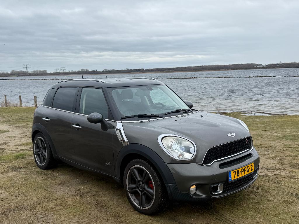 Mini Countryman 1.6 Cooper S All4 AUT 2011, leer, pano dak., Auto's, Euro 5, Zwart, 4 stoelen, 75 €/maand