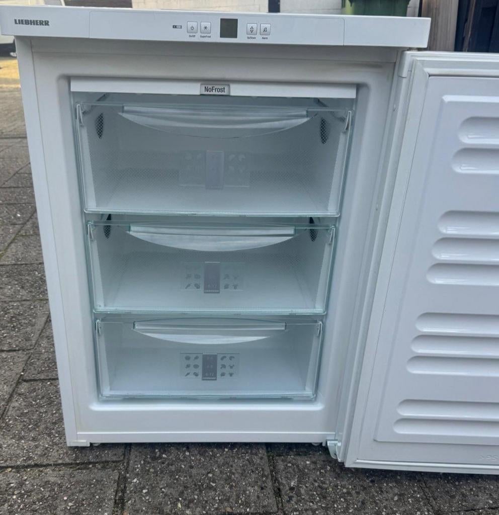 Vriezer liebherr no frost 3 laden, Witgoed en Apparatuur, Vriezers en Diepvrieskisten, Gebruikt, 160 cm of meer, Energieklasse A of zuiniger
