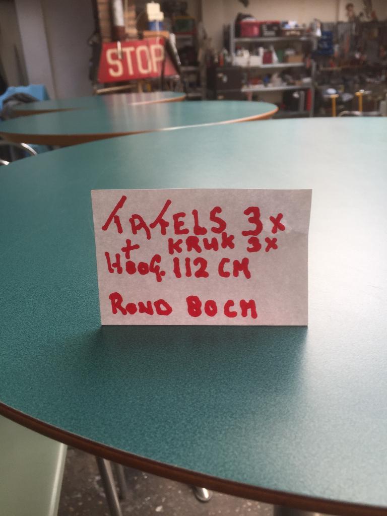 Licht gewicht 3x sta tafels +stoel krukjes, Ophalen, Gebruikt, Met voetsteun, 60 tot 90 cm