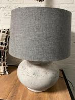 Stenen tafellamp, Ophalen, Zo goed als nieuw, Rond