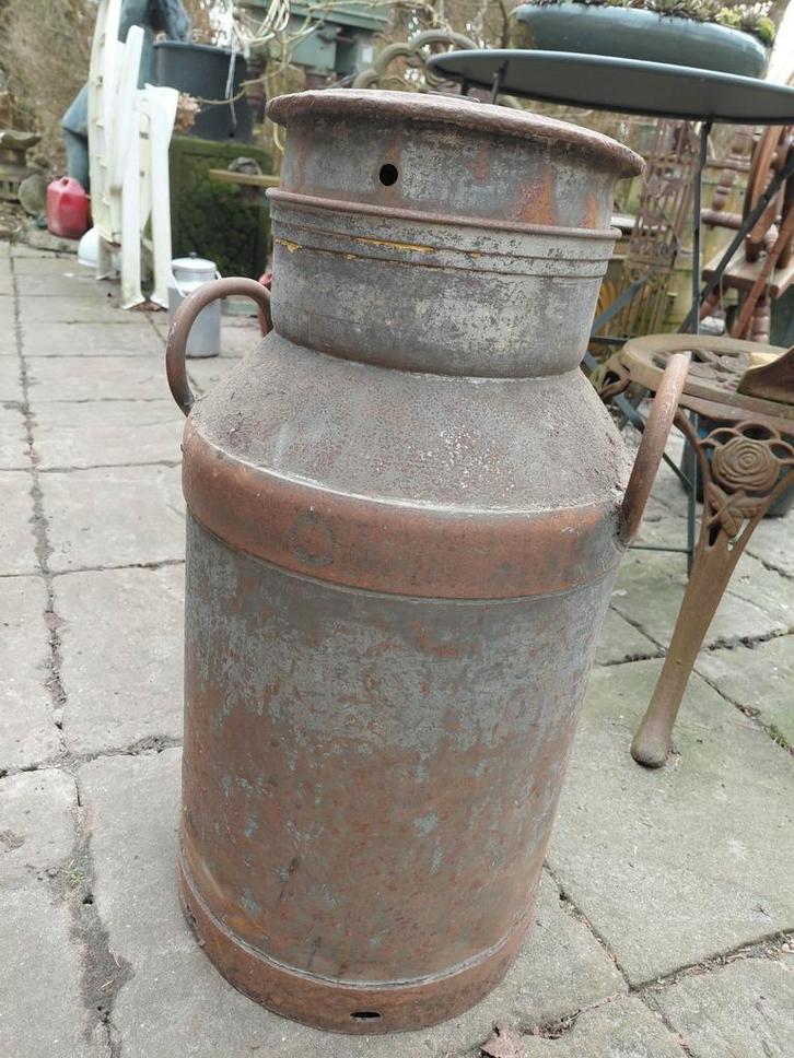 Antieke Melkbus - Decoratieve Roestige Melkkan, Antiek en Kunst, Antiek | Overige Antiek, Ophalen