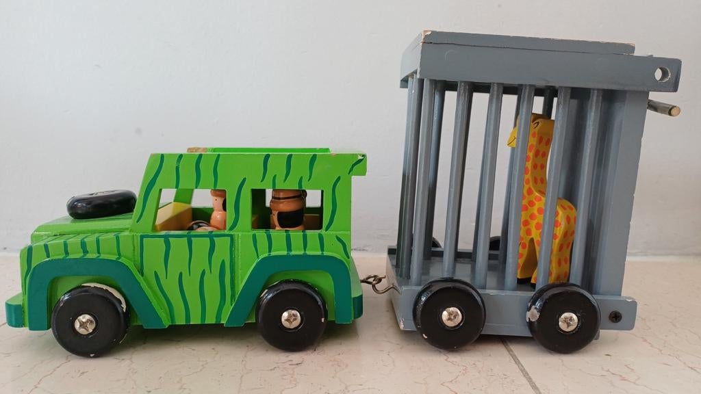 Houten speelauto met aanhanger en giraf, Kinderen en Baby's, Speelgoed | Houten speelgoed, Ophalen, Gebruikt