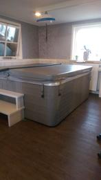 jacuzzi, Tuin en Terras, Bubbelbaden en Hottubs, Ophalen of Verzenden, Gebruikt, Trap, Vast