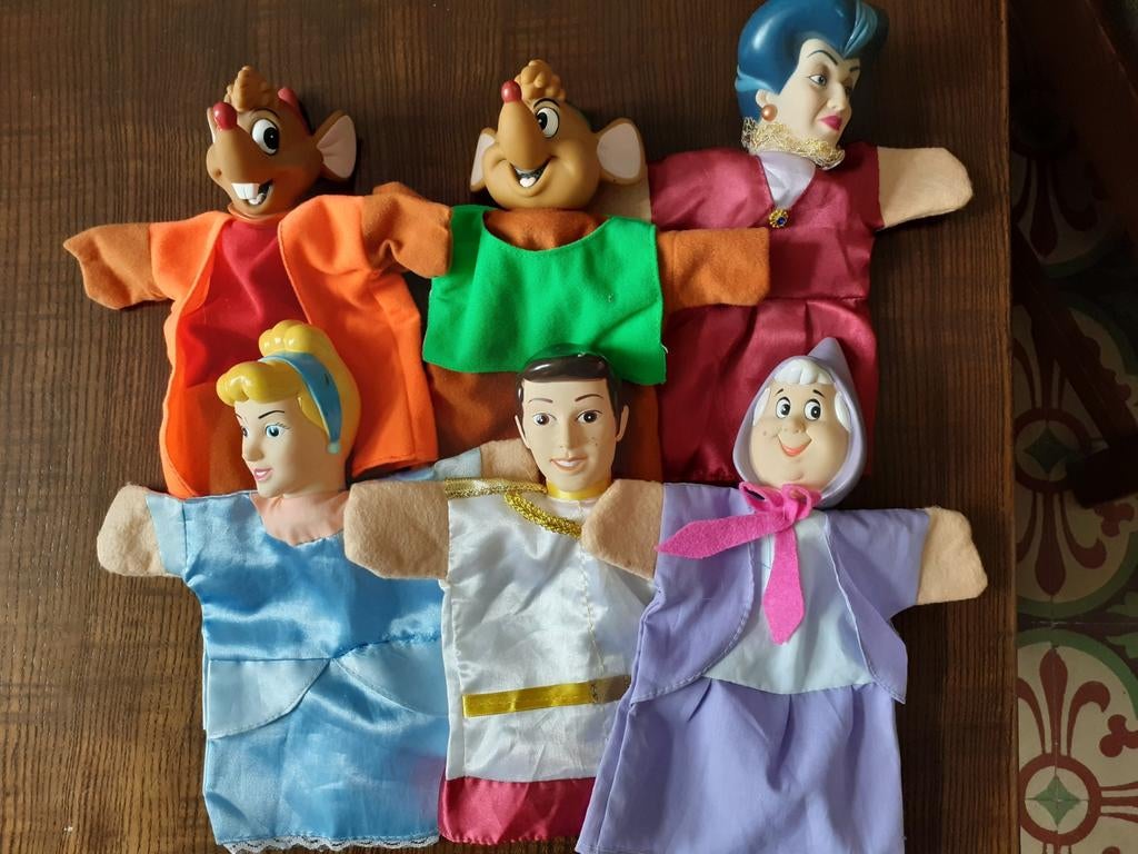 Assepoester handpoppen Disney ( D ), Verzamelen, Poppen, Zo goed als nieuw, Pop, Ophalen of Verzenden