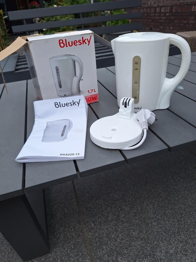 Bluesky Waterkoker 1.7L 2200W -, 1 tot 2 liter, Ophalen of Verzenden, Zo goed als nieuw