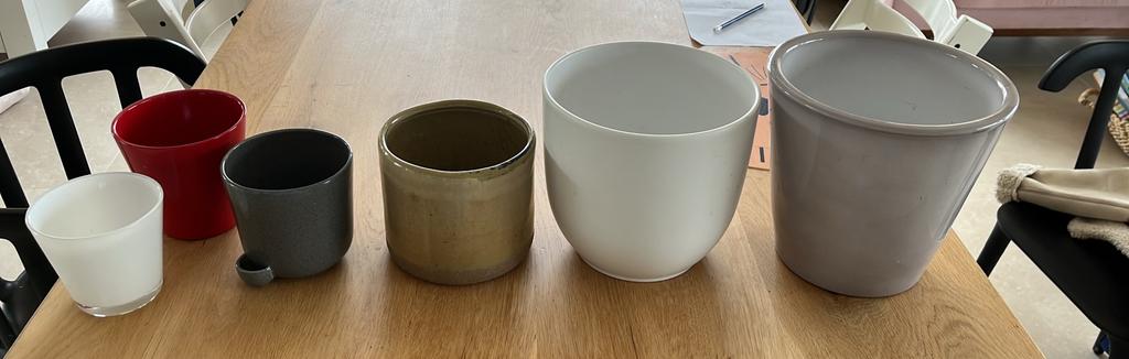 Bloempotten, Ophalen, Rond, Zo goed als nieuw, Aardewerk