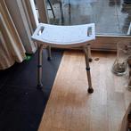 Douche krukje wit verstelbaar, Huis en Inrichting, Badkamer | Badkamermeubels, Ophalen, Overige typen, 50 tot 100 cm, Zo goed als nieuw