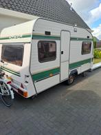 Chateau Cantara Caravan met voortent, luifels en fietsendrag, Caravans en Kamperen, Caravans, Particulier, 4 tot 5 meter, 500 - 750 kg