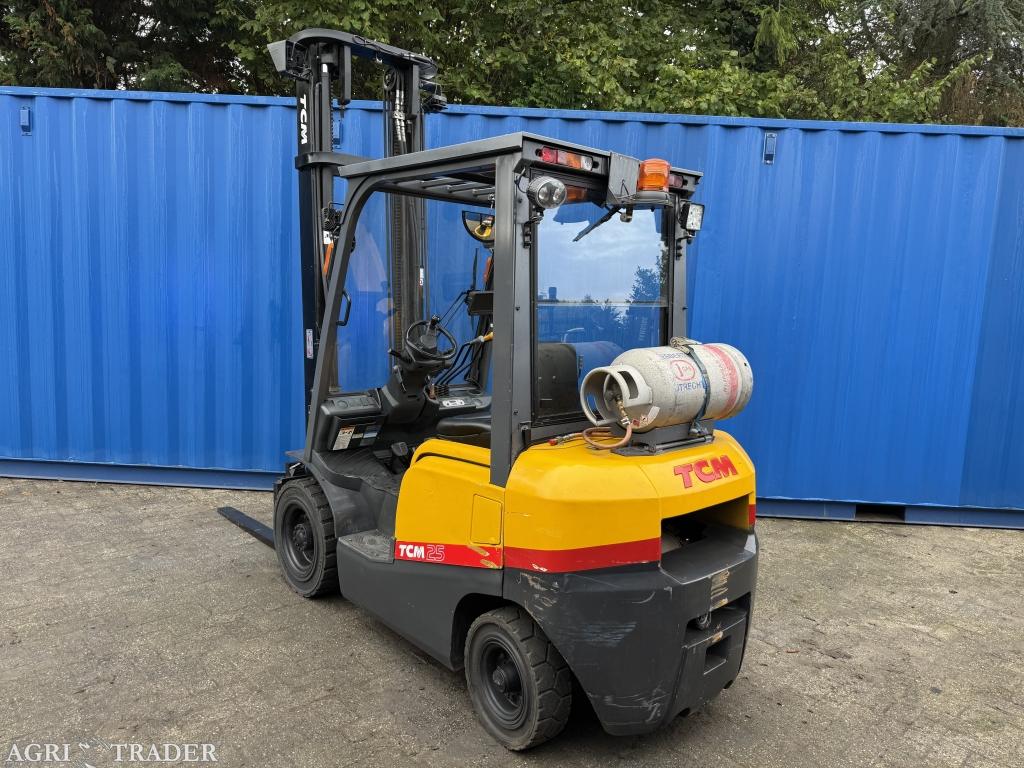TCM 2.5 tonner LPG heftruck 4.7M BJ2013 Sideshift verlichtin, LPG, Info@vanbeurdenheftrucks.nl, Heftruck, Ophalen of Verzenden