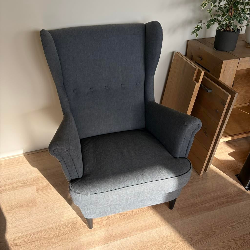 IKEA Strandmon fauteuil, Ophalen, Zo goed als nieuw, 75 tot 100 cm, 50 tot 75 cm