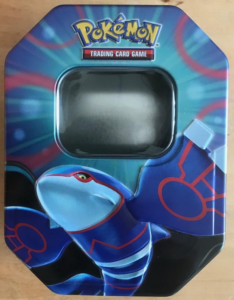 Pokemon - 100 verschillende kaarten met gratis tin, Hobby en Vrije tijd, Verzamelkaartspellen | Pokémon, Ophalen of Verzenden