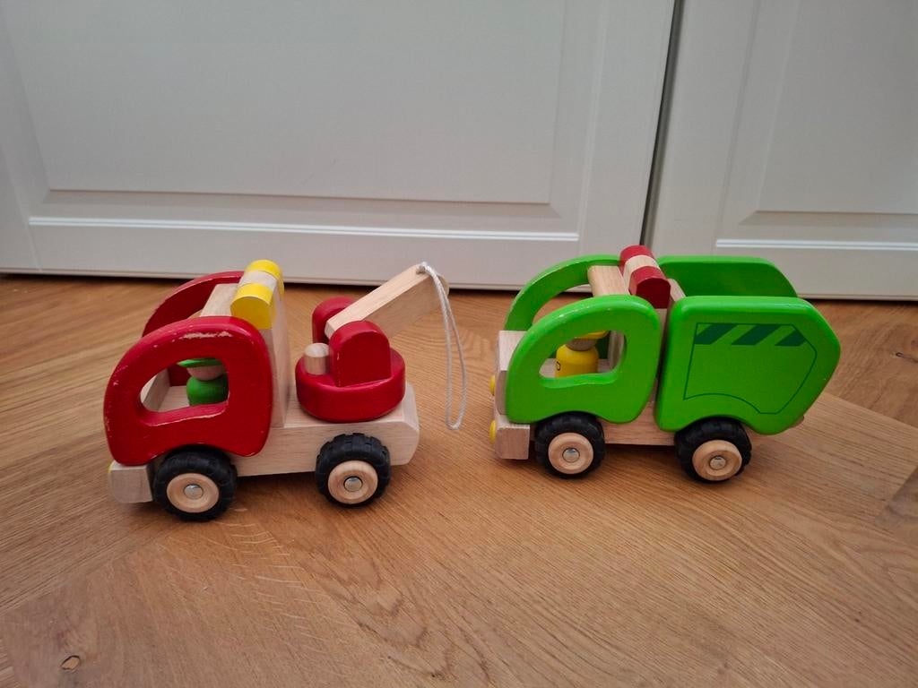 Goki Houten Speelgoed Auto's - Takelwagen & Vuil; Vuilniswag, Ophalen of Verzenden, Gebruikt, Rij- of Hobbelspeelgoed