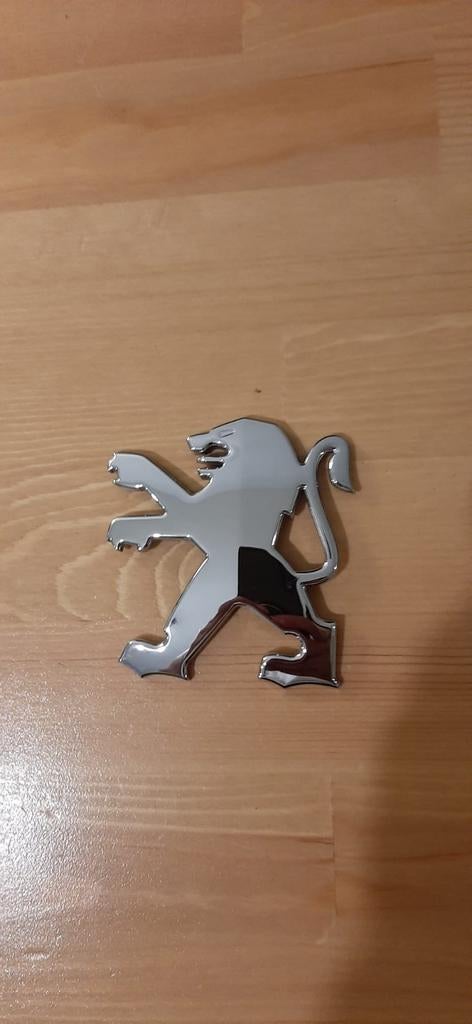 Peugeot 206 origineel embleem voor achterklep, Gebruikt, Achterklep, Ophalen of Verzenden, Achter