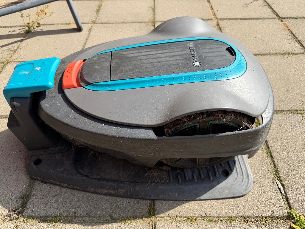 GARDENA Sileno City 500 Robotmaaier -tot ca. 500 m², Tuin en Terras, Robotmaaiers, Ophalen, Gebruikt, Minder dan 20 cm, GARDENEA