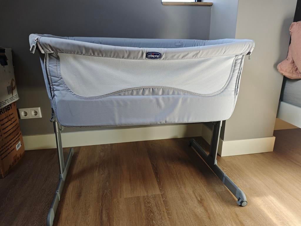 Chicco Next2Me Co-sleeper inclusief matras en hoeslaken, Ophalen, Gebruikt, Wieg