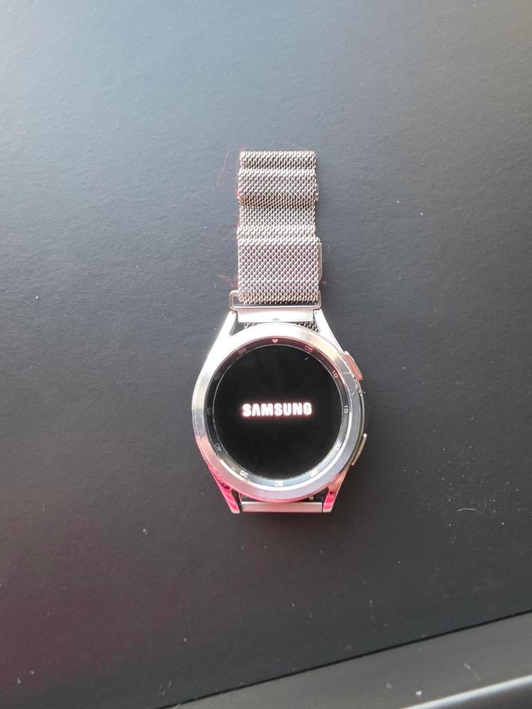 Samsung Galaxy Watch 4 Classic - Zilver met Milanese band, Gebruikt, GPS, Ophalen of Verzenden, Samsung