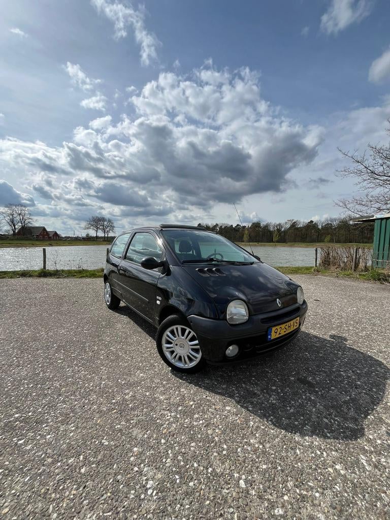 Renault Twingo 1.2 55KW Auth E3 2006 Zwart met Panoramadak, Voorwielaandrijving, 4 cilinders, 4 stoelen, Zwart