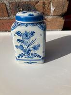 Delfts blauwe theebus, Ophalen, Gebruikt, Blauw, Aardewerk of Porselein