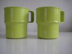 Mepal retro 2 groene mokken 2 groene schaaltjes 2 eierdopje, Ophalen of Verzenden, Zo goed als nieuw