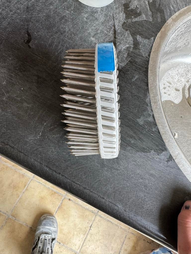 Spijkers voor tacker - Diverse lengtes en materialen, Ophalen of Verzenden, Gebruikt, Minder dan 50 mm, Spijkers