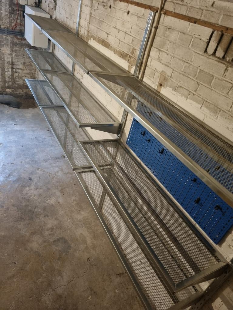 6 planken van 1.19 m x 36 cm x 2 cm, 3 van 78 x 36 x 2 cm, Ophalen
