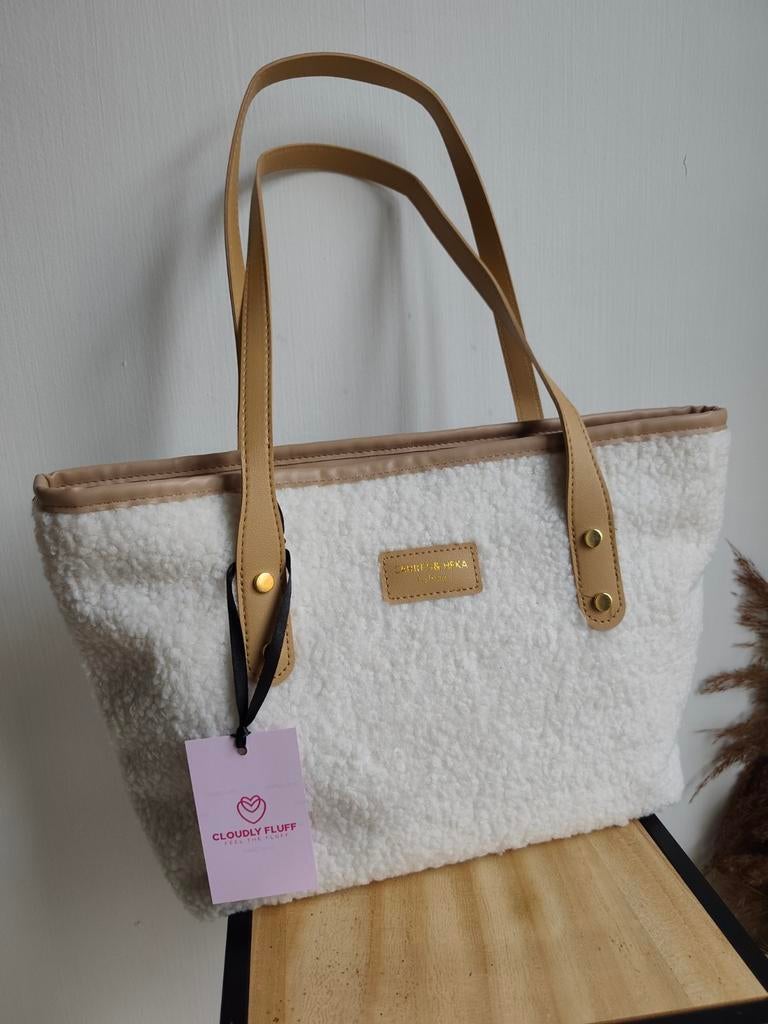 Nieuwe Teddy Draagtas - Zacht en Stijlvol, Ophalen of Verzenden, Nieuw, Wit, Shopper