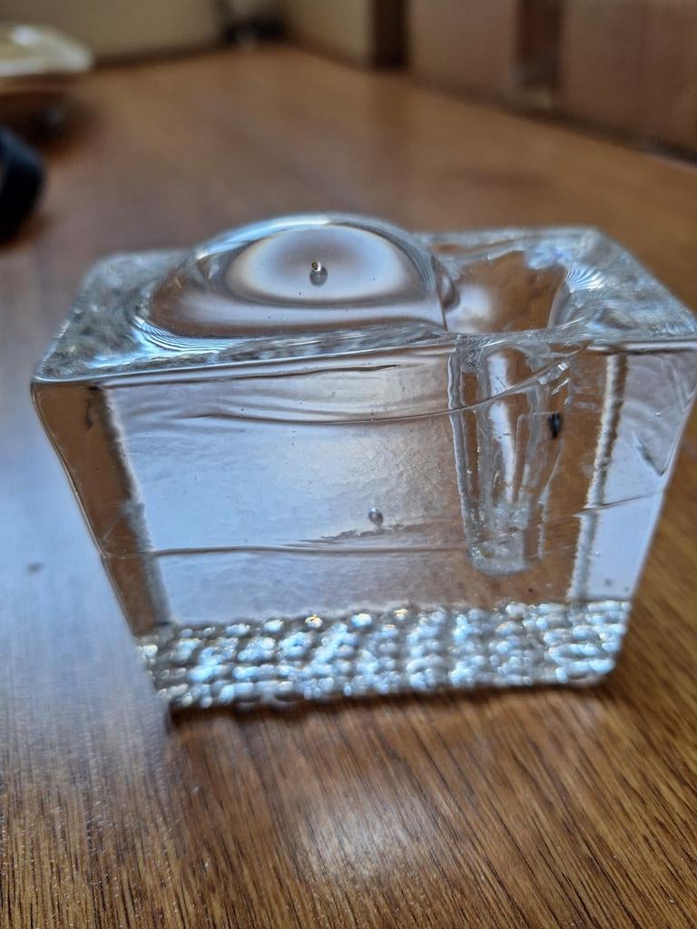 Pukeberg solifleur vaasje Uno Westerberg, Ophalen of Verzenden, Zo goed als nieuw, Glas, Minder dan 50 cm