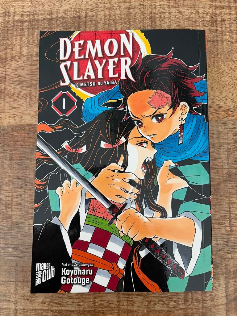 Demon Slayer Manga Deel 1 - Duits (Kimetsu no Yaiba), Boeken, Eén stripboek, Ophalen of Verzenden, Zo goed als nieuw