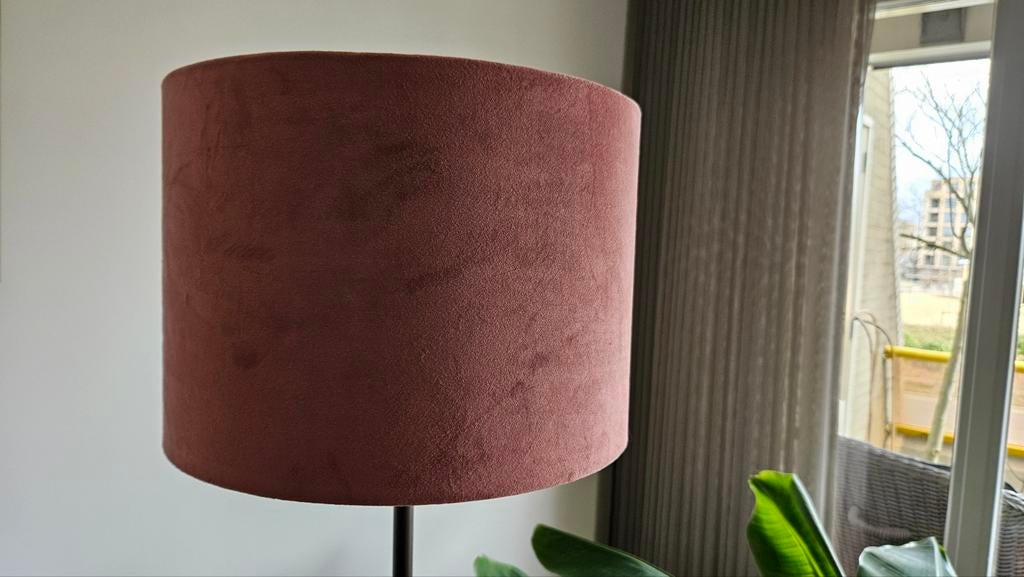 Velours roze lampenkap 30cm, Huis en Inrichting, Lampen | Lampenkappen, Ophalen of Verzenden