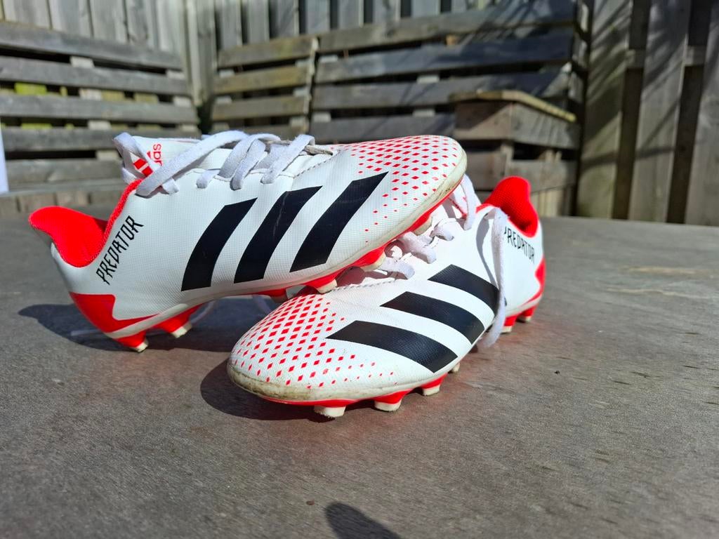 Adidas Voetbalschoenen maat 36, Sport en Fitness, Maat XS of kleiner, Ophalen of Verzenden, Schoenen