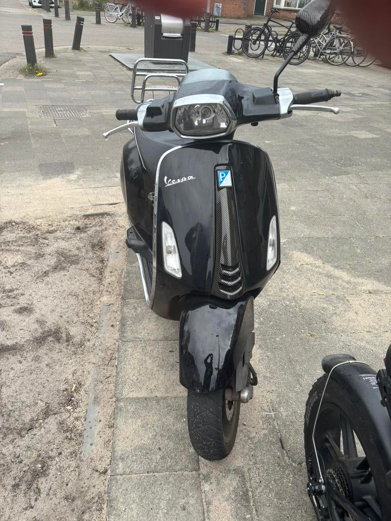 Vespa Sprint 2017, Fietsen en Brommers, Scooters | Vespa, Gebruikt, Overige modellen, Maximaal 45 km/u, Ophalen of Verzenden