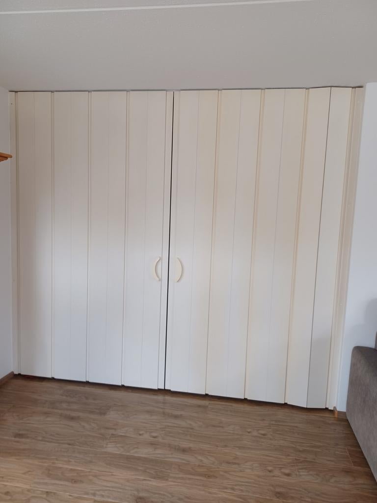 Scheidingswand., Ophalen