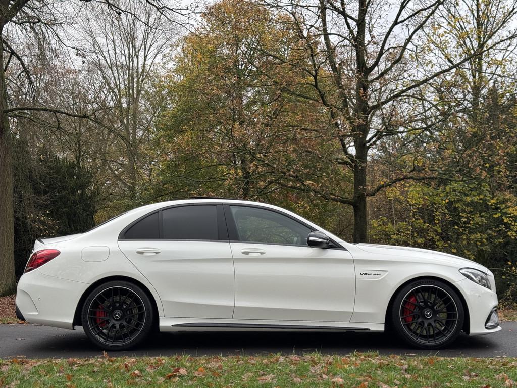 Mercedes-Benz C-Klasse AMG 63 S Akrapovic (bj 2015), Automaat, Achterwielaandrijving, Gebruikt, Wit