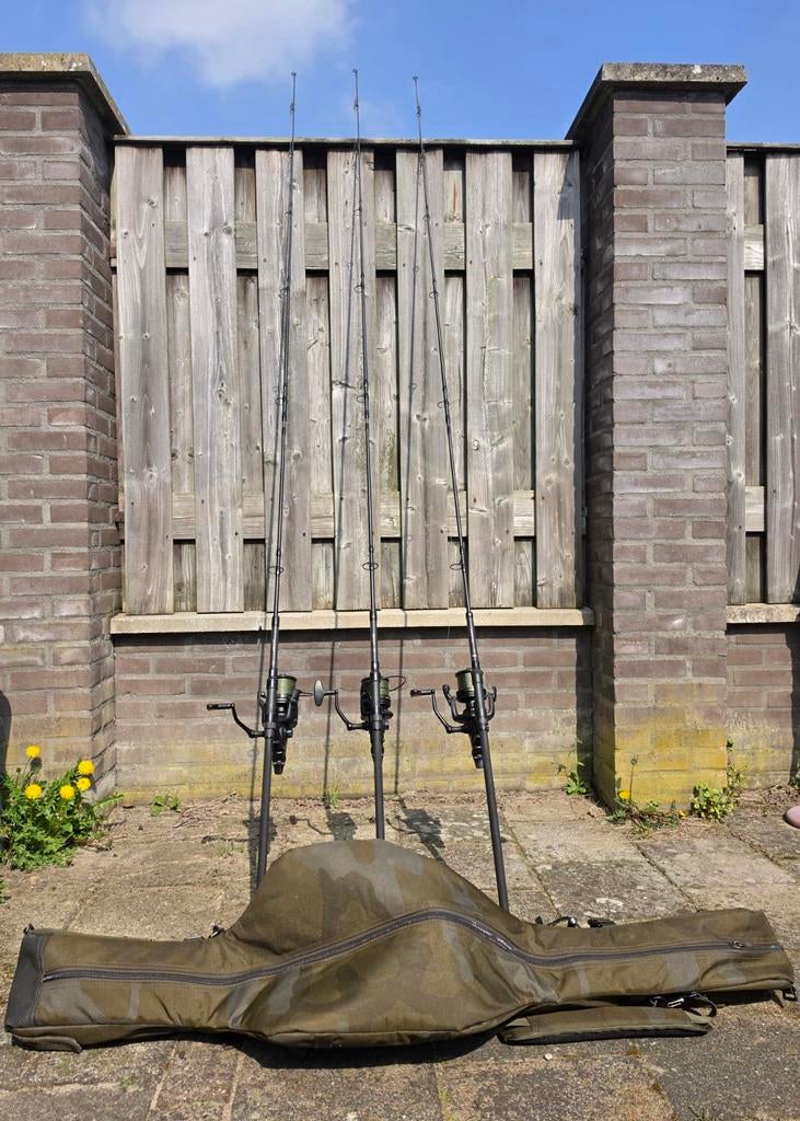 Complete set 3x Sonik Xtractor 10ft 3.25lb karperhengels, Ophalen