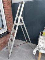 Altrex trap 5 treden, Doe-het-zelf en Verbouw, Ladders en Trappen, Ophalen of Verzenden, Minder dan 2 meter