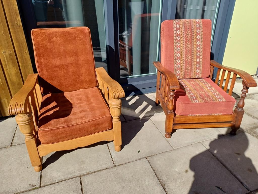 2 Vintage Houten Rookstoelen met Kussens, Antiek en Kunst, Antiek | Meubels | Stoelen en Banken, Ophalen of Verzenden
