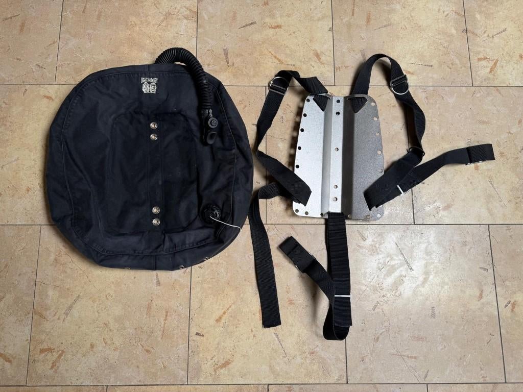 Duik wing 40LBS, Watersport en Boten, Ophalen of Verzenden, Gebruikt, Trimvest of Wing