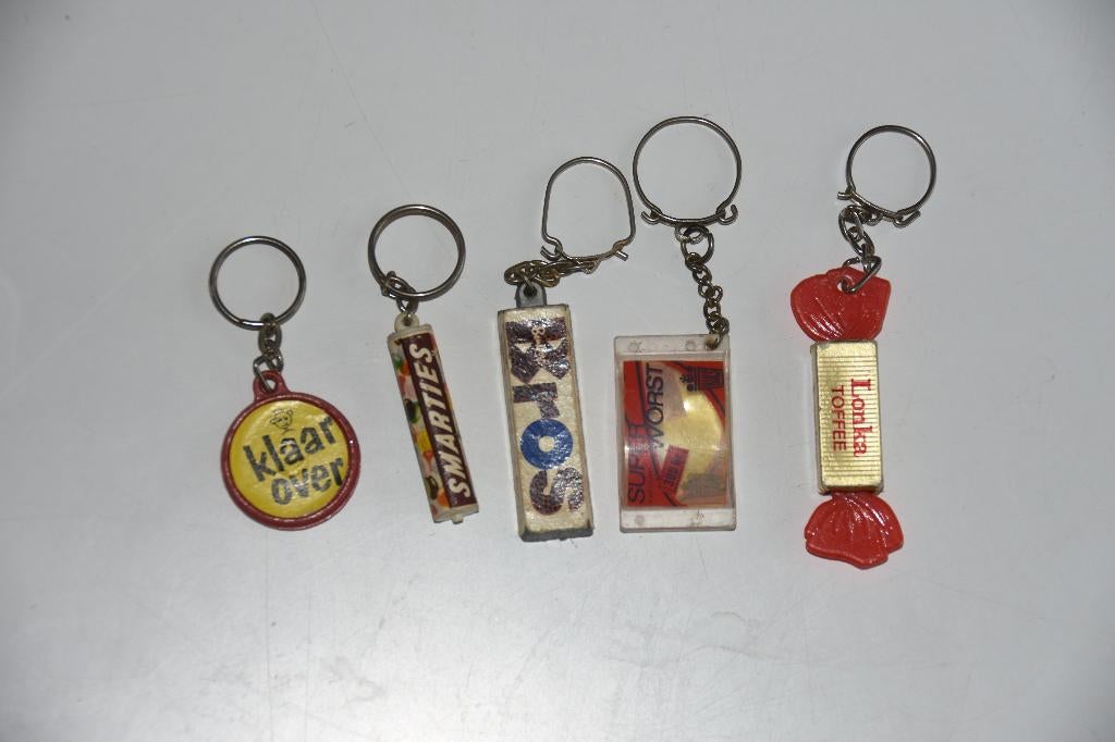 Sleutelhangers Smarties, Lonka, Bros, Eru & Super Worst, Verzenden