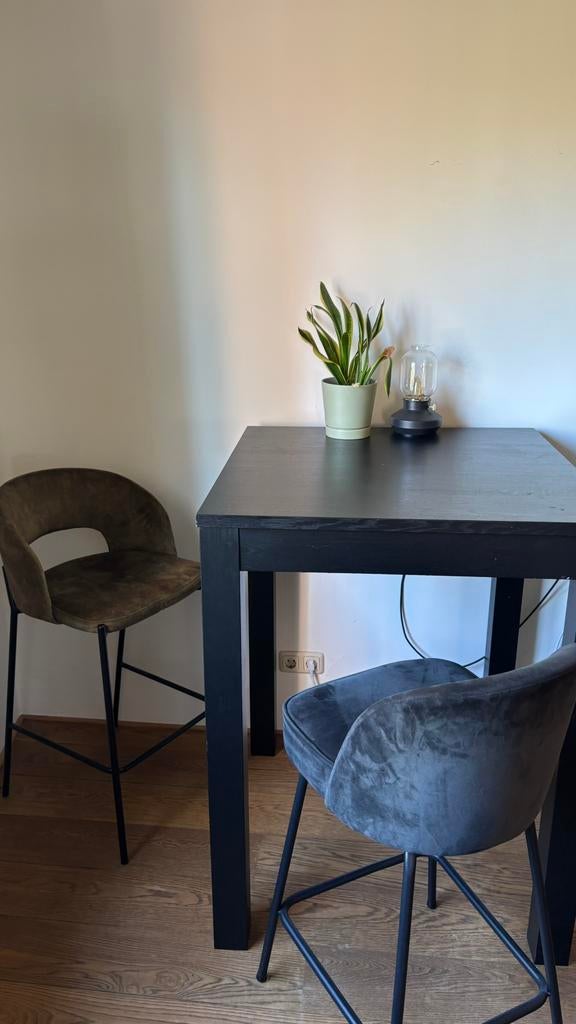 Set van 2 Luxe Barkrukken - Fluweel - Groen & Antraciet, 2 krukken, Ophalen, Zo goed als nieuw, 60 tot 90 cm