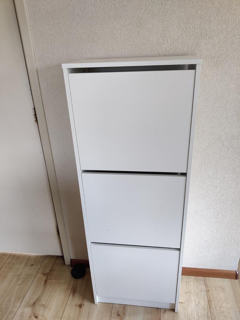 Ikea Bissa schoenenkast met 3 vakken wit, Huis en Inrichting, Kasten | Schoenenkasten, Ophalen, Gebruikt