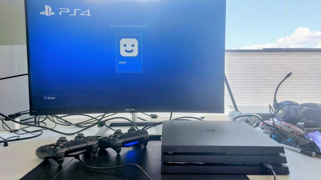 Playstation 4 Pro 1TB + Nacon Controller - Zwart, Ophalen, Gebruikt, 1 TB, Met 1 controller