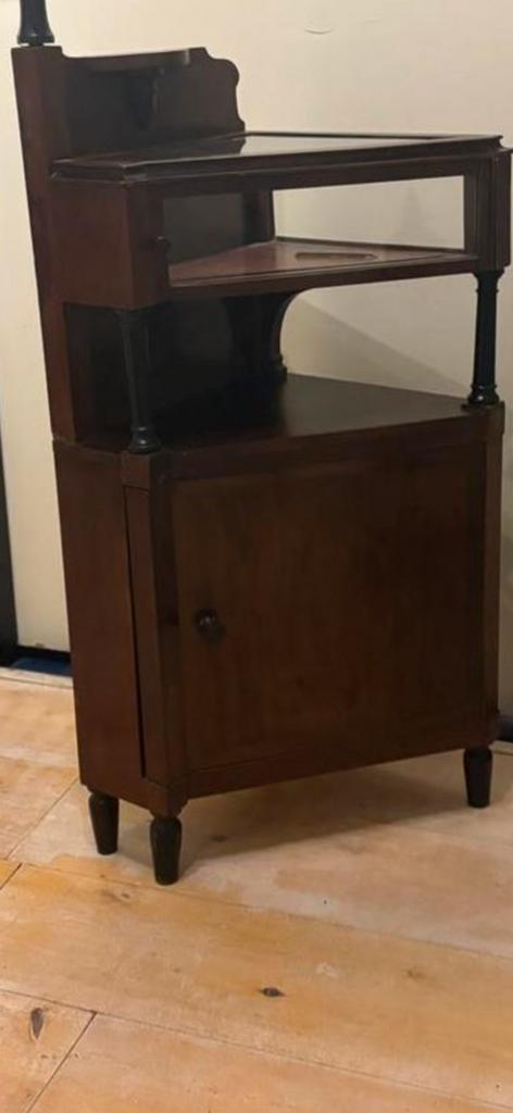 Leuke hoekkastjes, Ophalen, Gebruikt, Minder dan 45 cm, 55 tot 70 cm