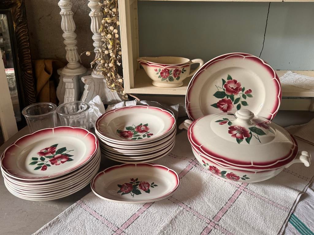 Vintage Digoin Sarreguemines serviesdelen decor Eden, deel 1, Ophalen of Verzenden