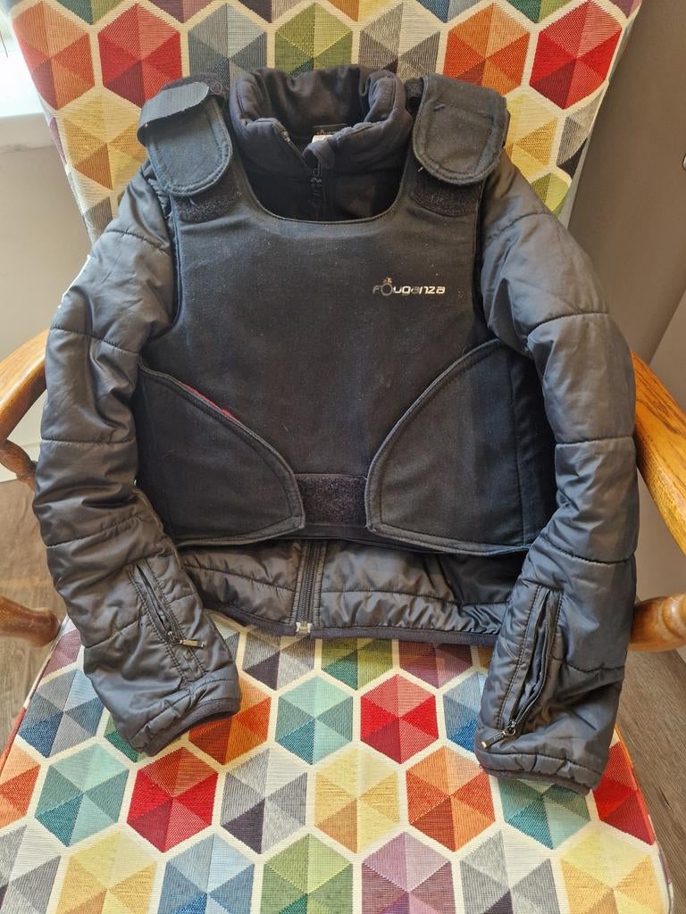 Bodyprotector met speciale jas 10 tot 12 jaar, Ophalen of Verzenden, Gebruikt, Bovenkleding