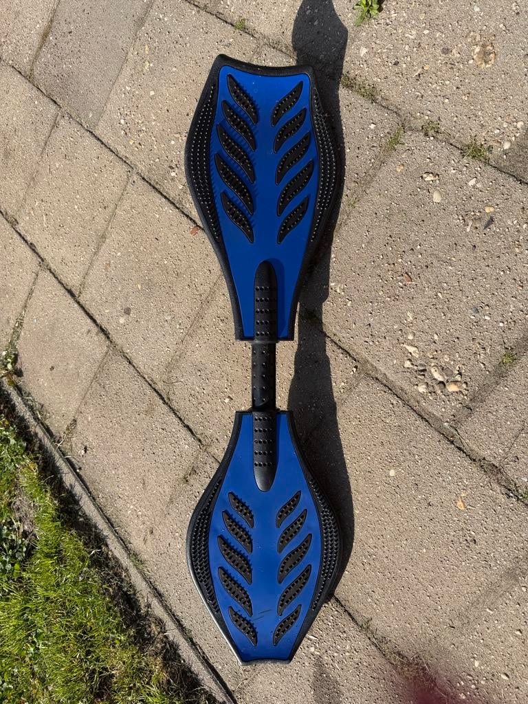 Waveboard met draagtas - Zwart/Blauw, Ophalen of Verzenden, Zo goed als nieuw, Waveboard