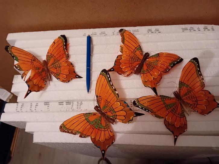 Diverse vlinders paarse paas decoratie, Huis en Inrichting, Woonaccessoires | Overige, Ophalen of Verzenden