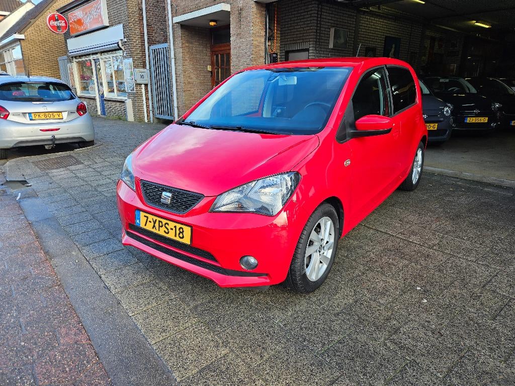 Seat Mii 1.0 Sport Dynamic 44KW 2014 Rood, Auto's, Seat, Voorwielaandrijving, Euro 5, Stof, 840 kg