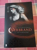 Cast Huis van de nacht Verbrand, Ophalen, Gelezen, Kristin Cast