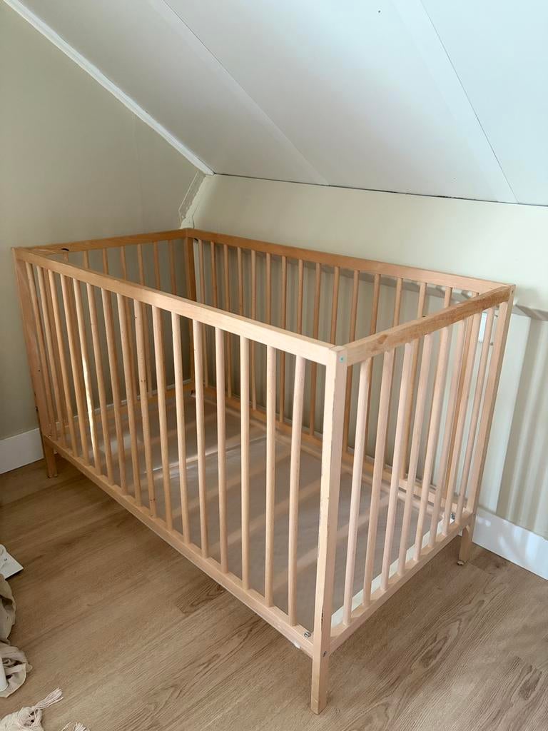 Ledikant Ikea 60x120cm, Kinderen en Baby's, Babywiegjes en Ledikanten, Ophalen, Zo goed als nieuw, Ledikant