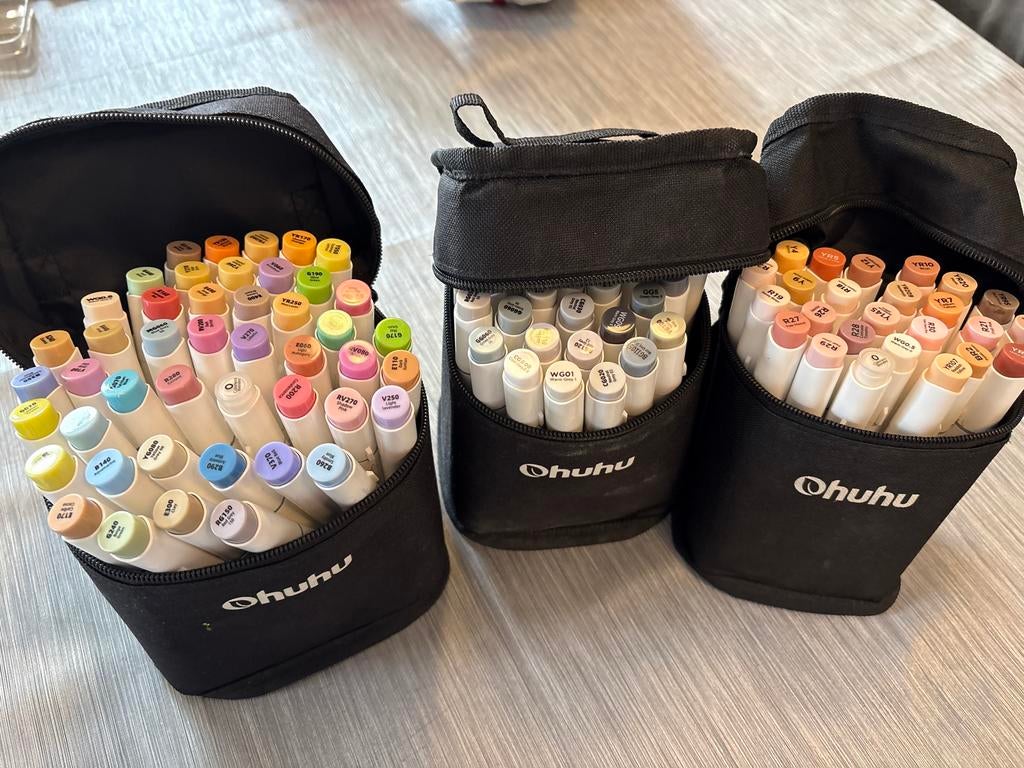 Ohuhu markers in 3 etuis, Hobby en Vrije tijd, Tekenen, Ophalen of Verzenden, Zo goed als nieuw, Potlood of Stift